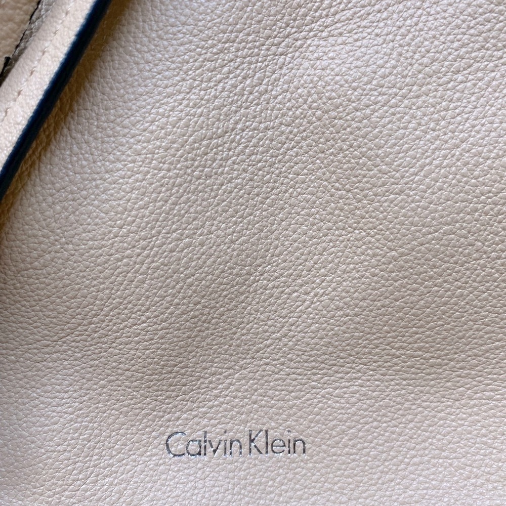 Calvin Klein Pebbled Genuine Leather Shoulder Tote Bag – Beige - Picture 12 of 16
